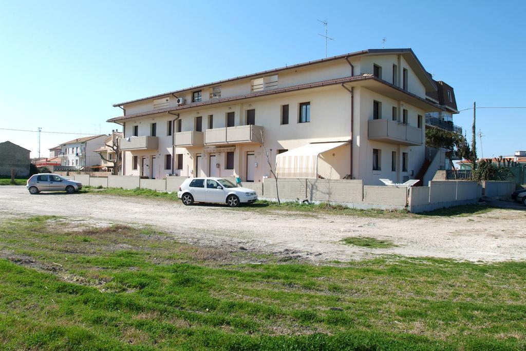 Apartment Schiavoni Fano Exterior photo